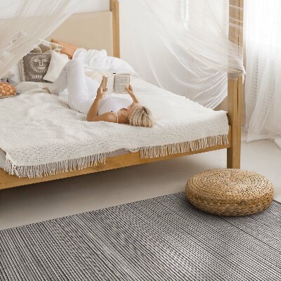 Teppich auf pvc Bambus-Holzmatte im Boho-Stil