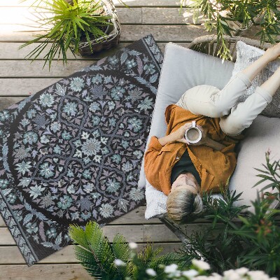 Teppich auf pvc Mandala