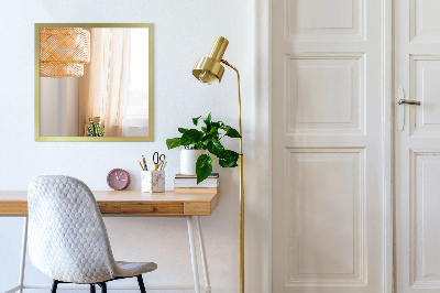 Rechteckige Spiegel mit goldener Rahmen Wandmontage