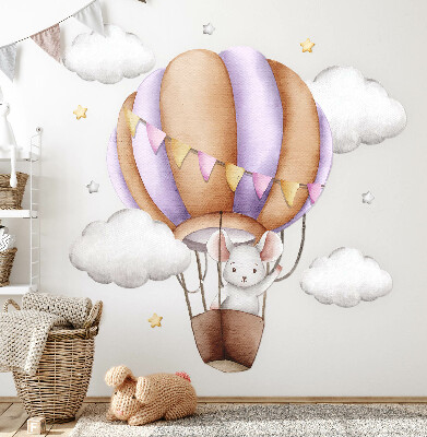 Wandsticker 60x70 Die Ballonfahrt einer Maus in Pastellwolken