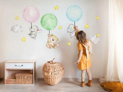 Wandaufkleber 60x84 Kleine Tiere mit Luftballons in Pastellfarben