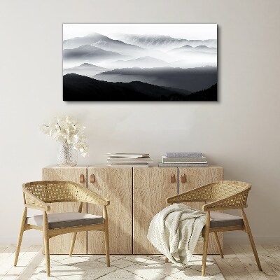 Foto auf leinwand Nebliges Bergpanorama