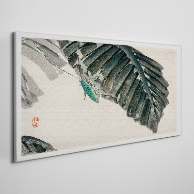 Foto auf leinwand Ein schlankes Insekt auf Blättern