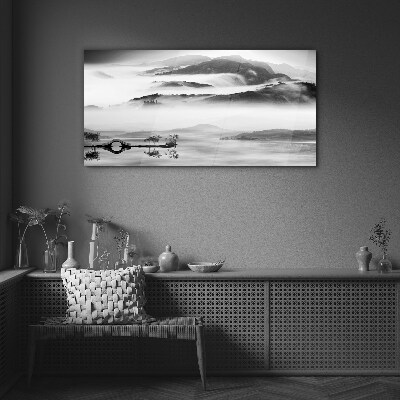 Glasbild Nebliges Bergpanorama