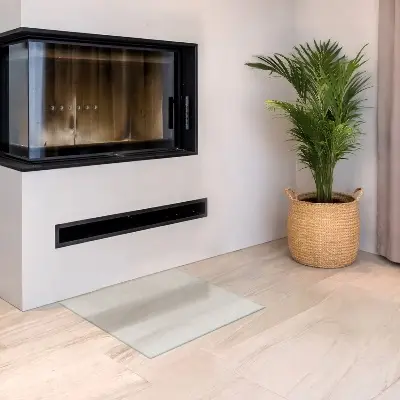 Halbtransparente rechteckige Glasplatte für Kamin