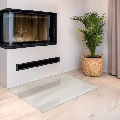 Halbtransparente rechteckige Glasplatte für Kamin