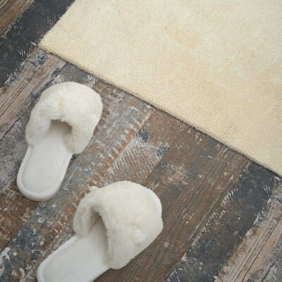 Rechteckige wandverkleidung innen Naturdielen im minimalistischen Design