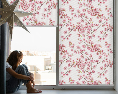 Rollo für fenster Rosa Blütenblätter der Knospen am Baum