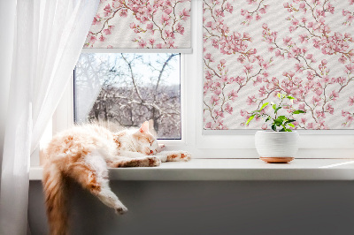 Rollo für fenster Rosa Blütenblätter der Knospen am Baum