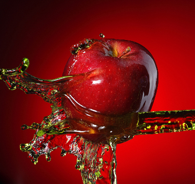 Rollo Apfel mit Wasser übergossen