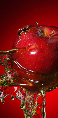 Rollo Apfel mit Wasser übergossen