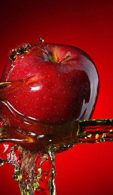 Rollo Apfel mit Wasser übergossen