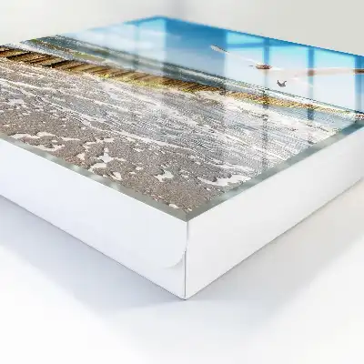 Meereslandschaft mit einer Möwe am Strand