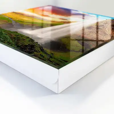 Eine atemberaubende Landschaft mit viel Grün im Hintergrund