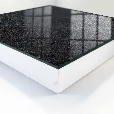 Steinstruktur in Schwarz und Grau