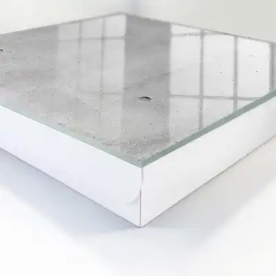 Minimalistische Grautöne aus rohem Beton