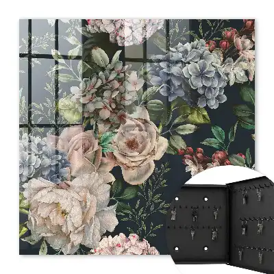 Blumenmuster auf dunklem Hintergrund