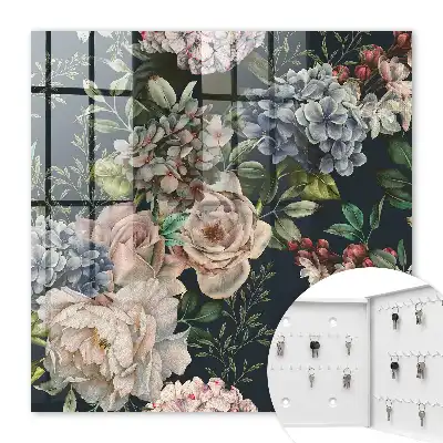 Blumenmuster auf dunklem Hintergrund