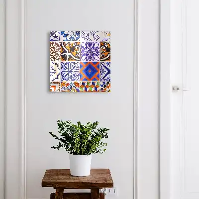 Farbenfrohe Fliesen, inspiriert von Traditionen