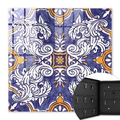Pflanzenornament mit Motiven