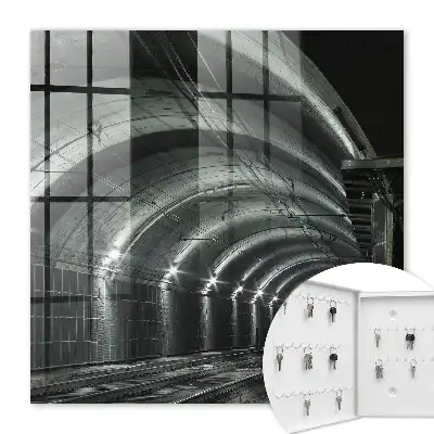Eisenbahntunnel mit dynamischen Kurven