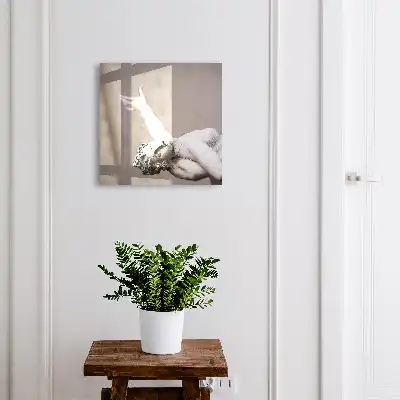 Klassische Skulptur mit dynamischer Geste