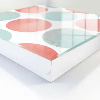 Pastellfarbene Kreise auf weißem Hintergrund