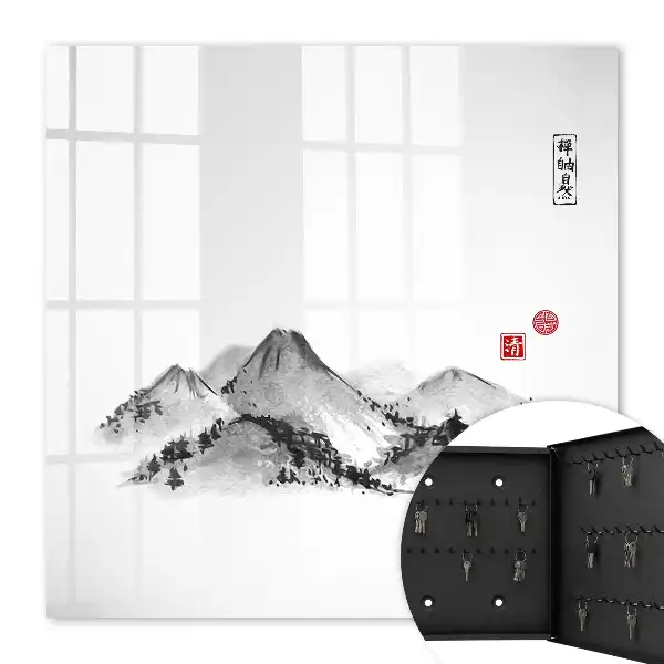 Japanische Berge mit roten Akzenten