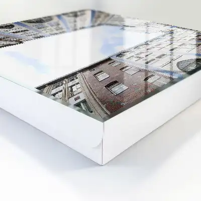 Moderne Architektur mit Blick auf den Himmel