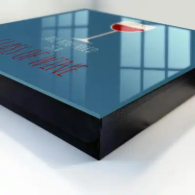 Glas Wein mit inspirierender Inschrift