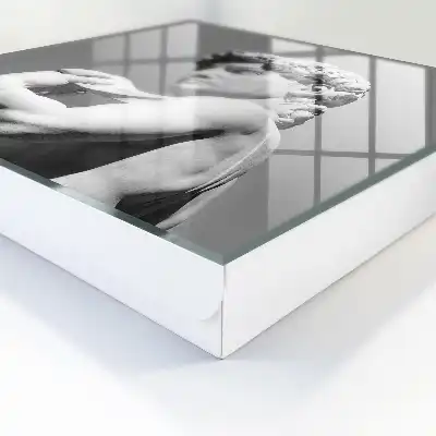 Klassische Eleganz vor grauem Hintergrund