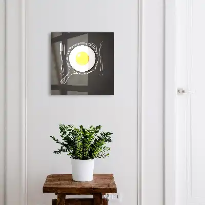 Spiegelei vor schwarzem Hintergrund