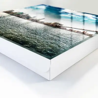 Stadtpanorama im dynamischen Wasser
