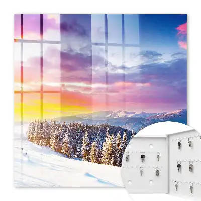 Wintersonnenuntergang in den Bergen