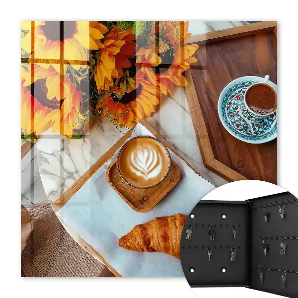 Morgenmomente Kaffee-Croissant