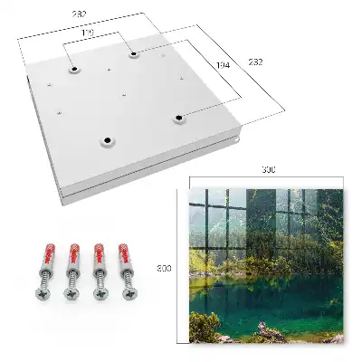 Bergidylle im grünen Wasser