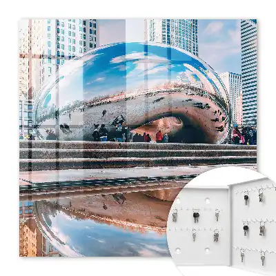 Eine urbane Spiegelung, die die Stadt widerspiegelt