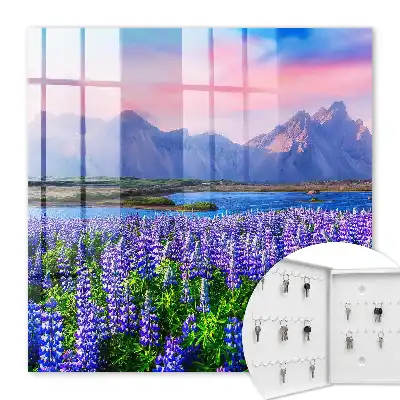 Die Berglandschaft strahlt Frieden aus