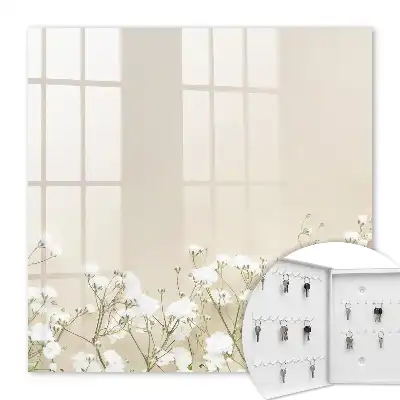 Blumen auf dezentem beigefarbenem Hintergrund