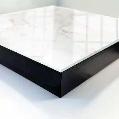 Wandbild mit braunem Marmor-Design und Linienmuster