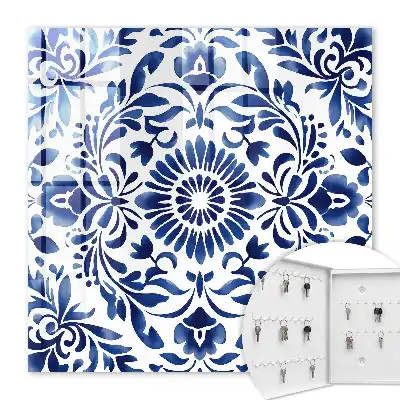 Blumenornament auf weißem Hintergrund