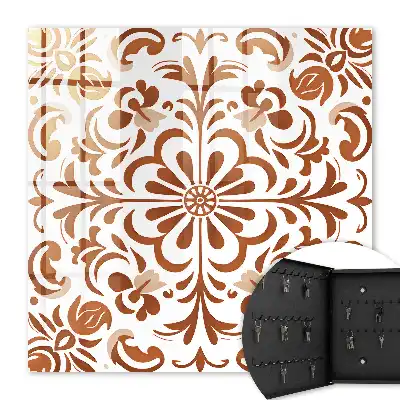 Ornamentales Muster mit floralen Motiven