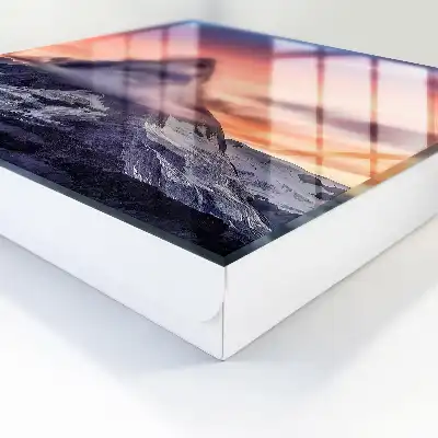Magischer Sonnenuntergang in den Bergen