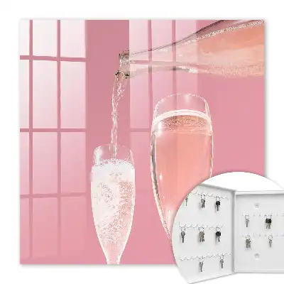 Champagnergläser mit rosa Hintergrund