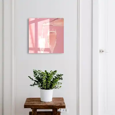 Champagnergläser mit rosa Hintergrund