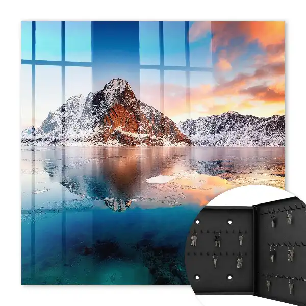 Harmonie der Berge im Sonnenlicht