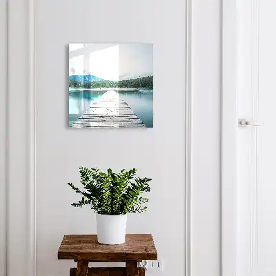 See der Ruhe, umgeben von Bergen