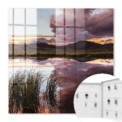 Sonnenuntergang über den Bergen