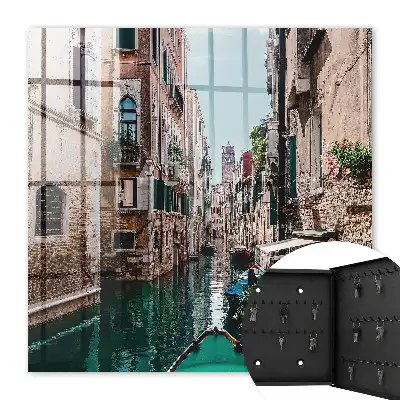 Kanal von Venedig mit historischen Gebäuden