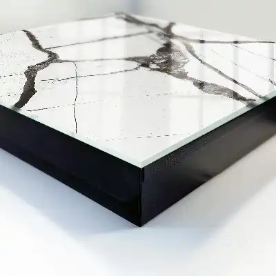 Stilvoller Minimalismus mit grauen Kontrasten